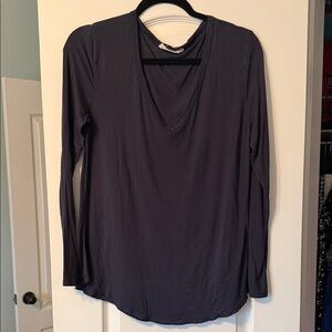 Women's Long Sleeve V-Neck Top - Dark Gray